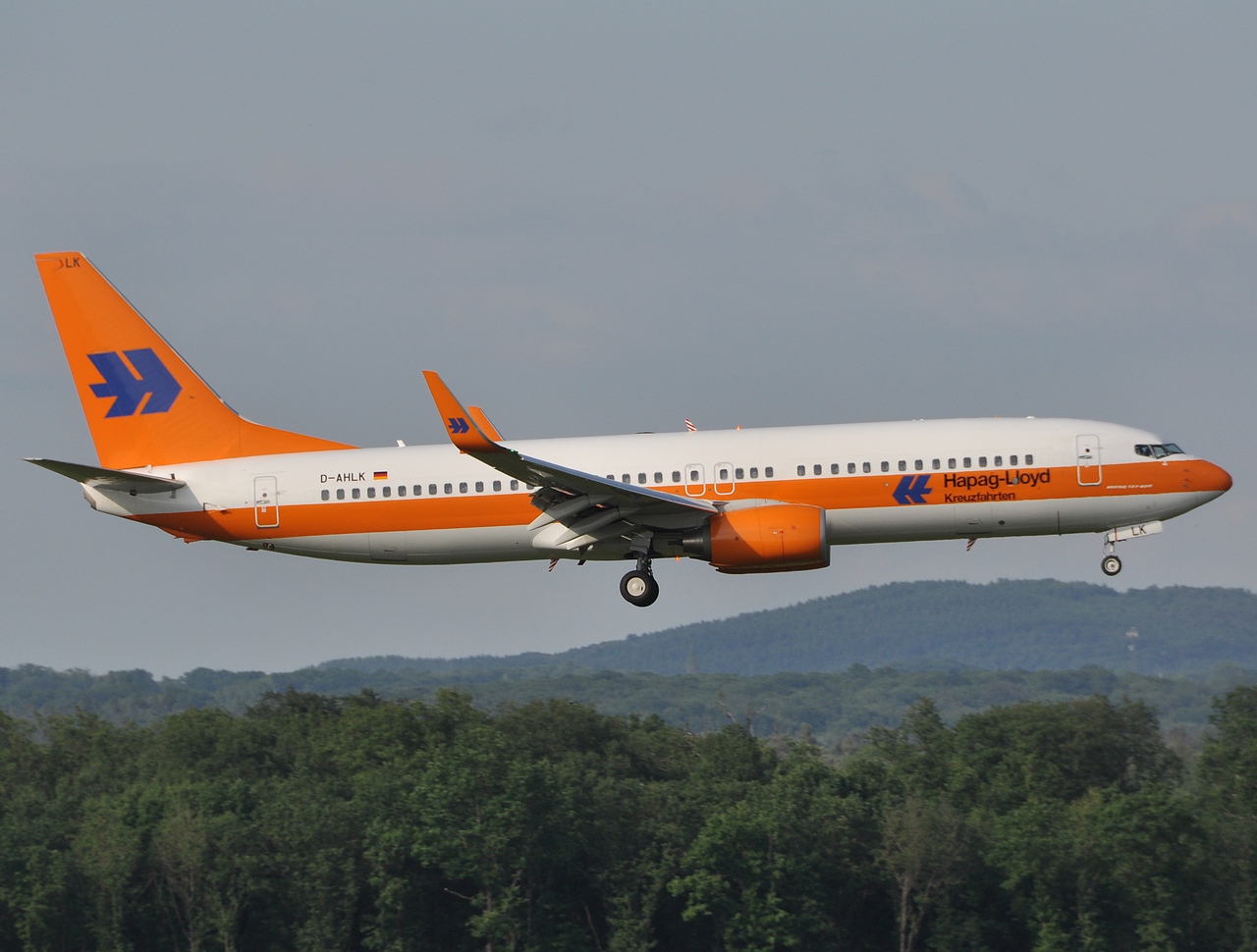 D-AHLK - 737-8K5(WL) - TUIfly - CGN - 13-06-2010