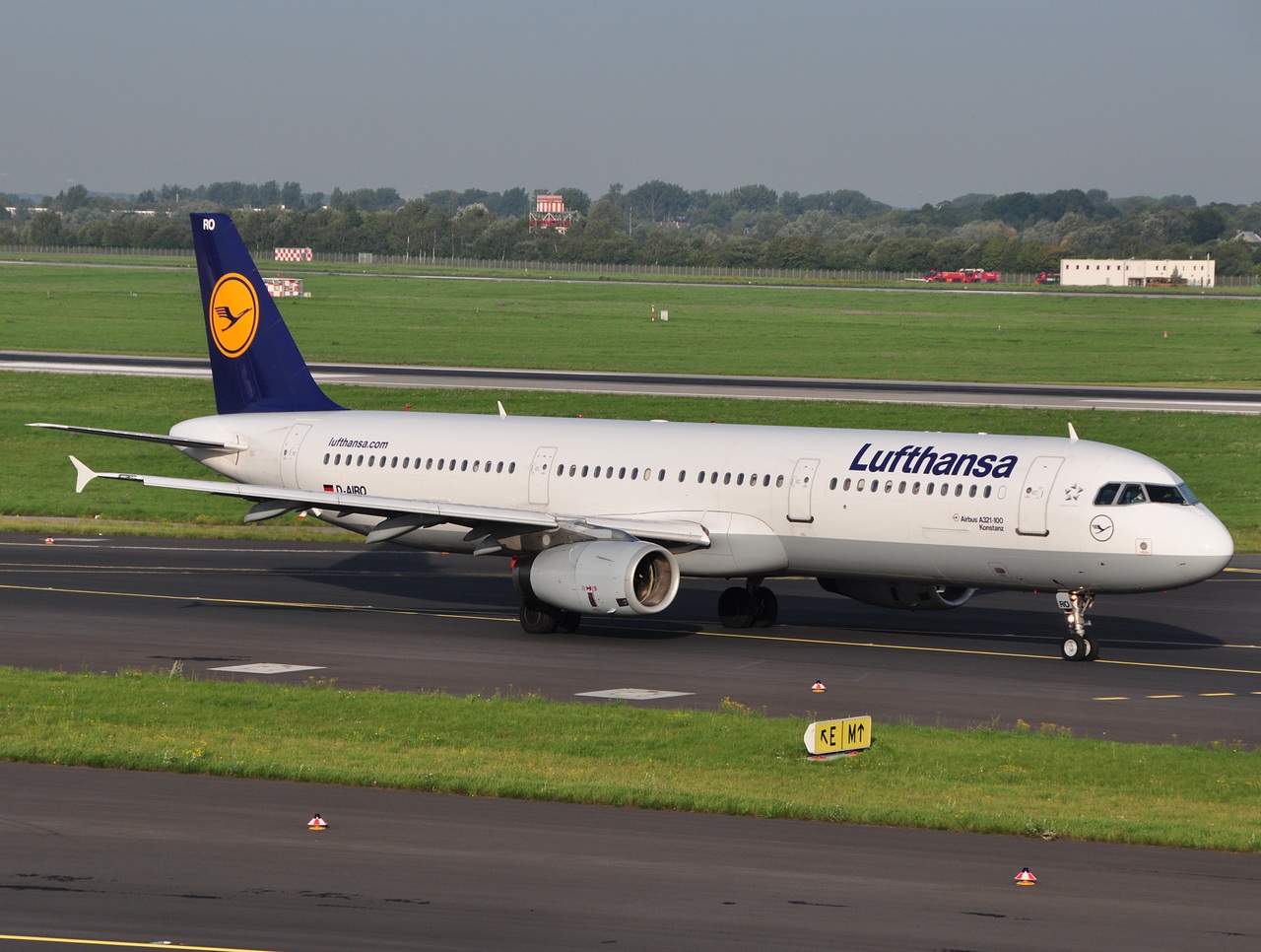 D-AIRO - A321-131 - Lufthansa - DUS - 11-09-2010