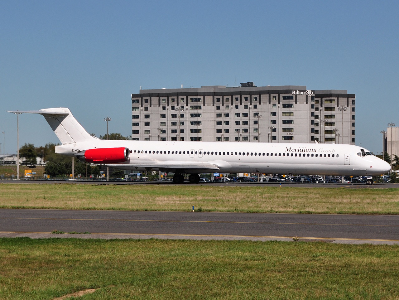 EI-CIW - MD-83 - Meridiana - CDG - 21-08-2010