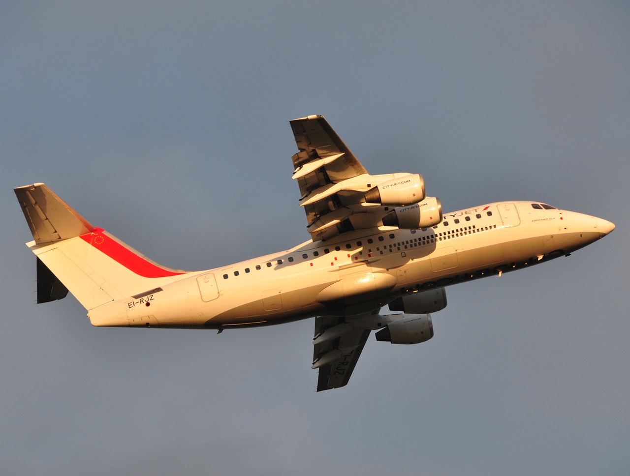 EI-RJZ - RJ85 - Cityjet - AMS - 03-09-2010