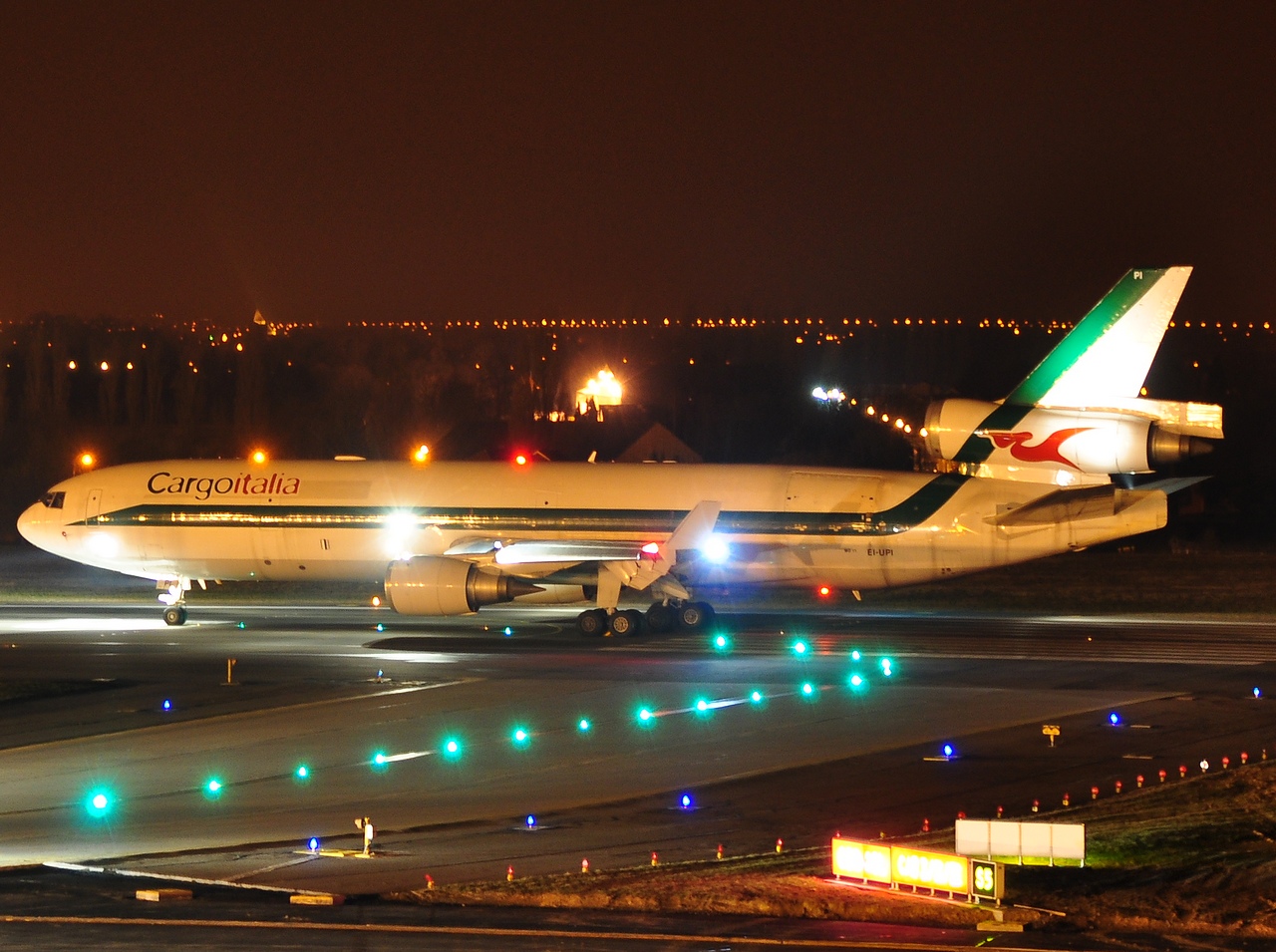 EI-UPI - MD-11F - Cargoitalia - LGG - 17-03-2010