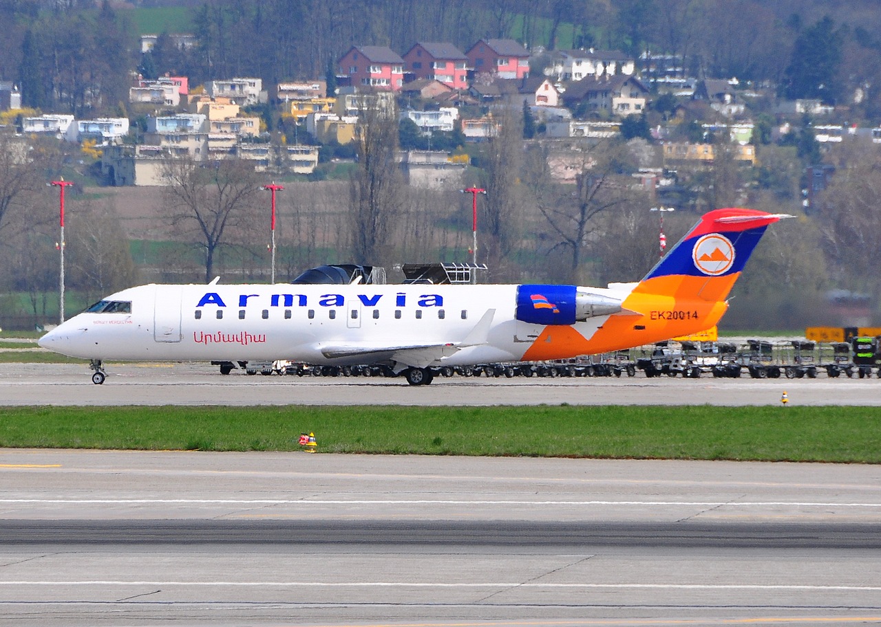 EK20014 - CRJ-100LR - Armavia - ZRH - 10-04-2010