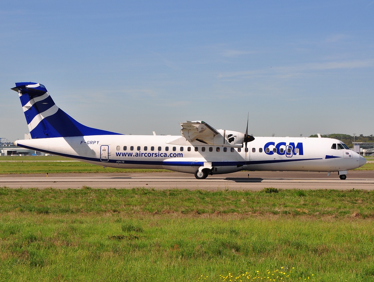 F-GRPY - ATR 72-500 (72-212A) - CCM Airlines - TLS - 28-04-2010