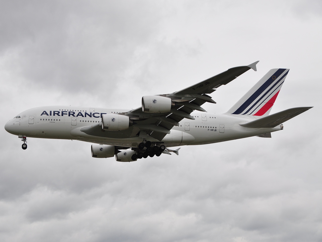 F-HPJB - A380-861 - Air France - LHR - 29-08-2010