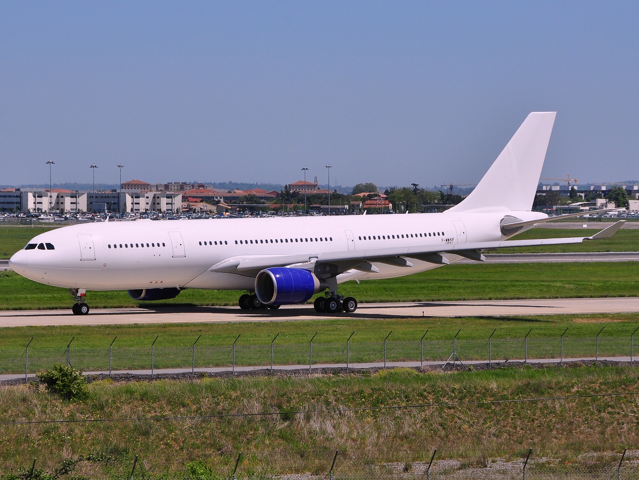 F-WWKF - A330-203 - Airbus Factory - TLS - 28-04-2010