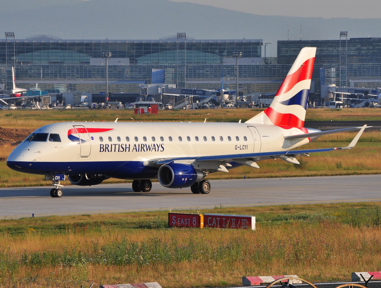 G-LCYI - ERJ-170STD (ERJ-170-100) - British Airways - FRA - 07-07-2010
