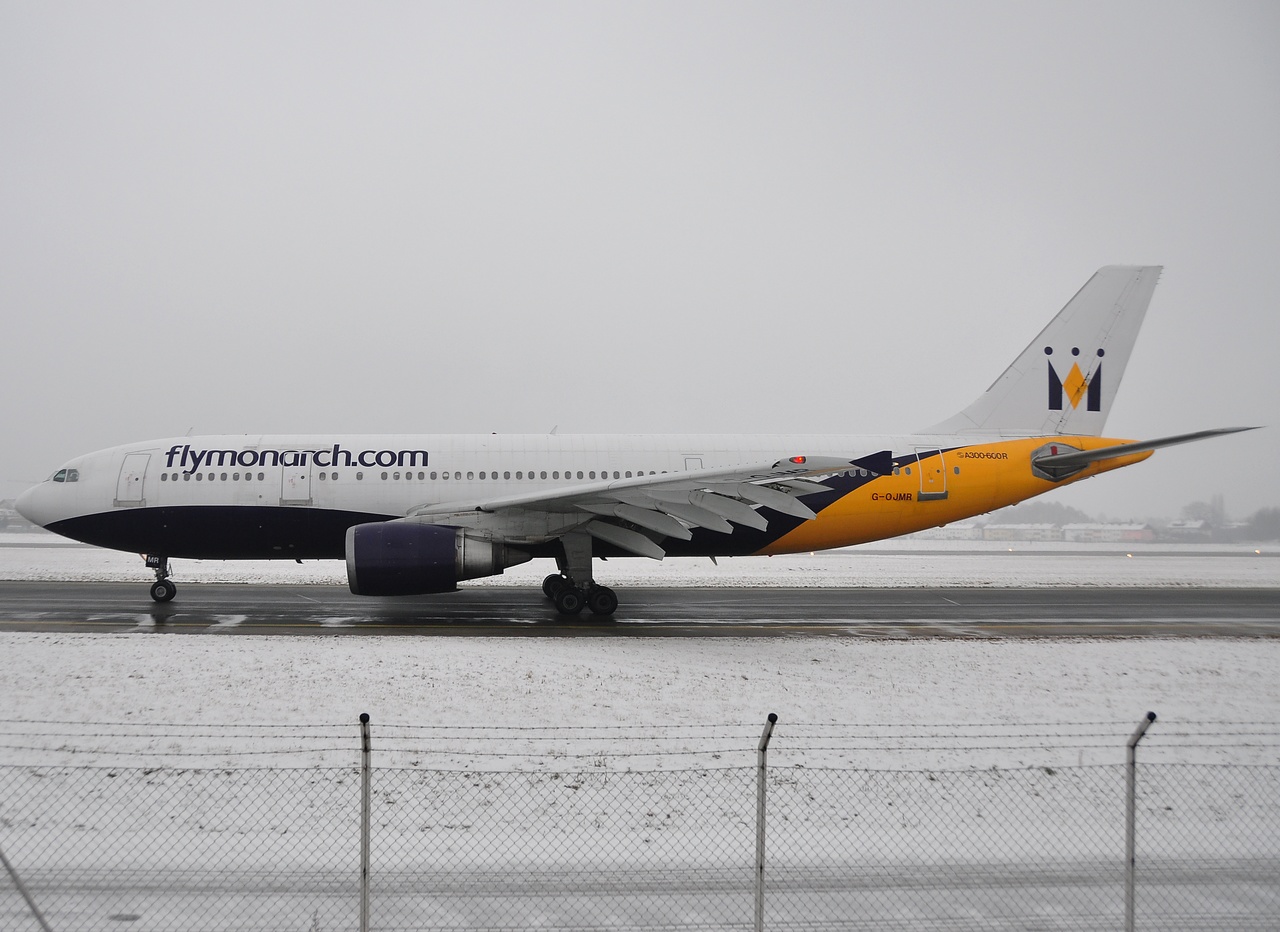 G-OJMR - A300-605R - Monarch Airlines - SZG - 09-01-2010