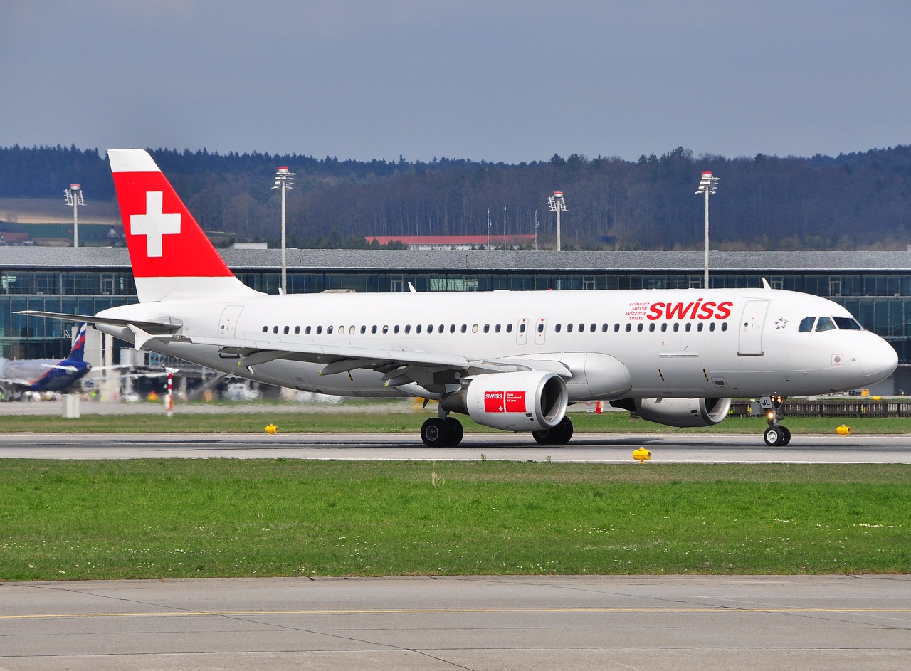 HB-IJL - A320-214 - Swiss - ZRH - 10-04-2010