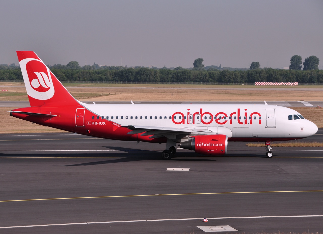 HB-IOX - A319-112 - Air Berlin - DUS - 10-07-2010