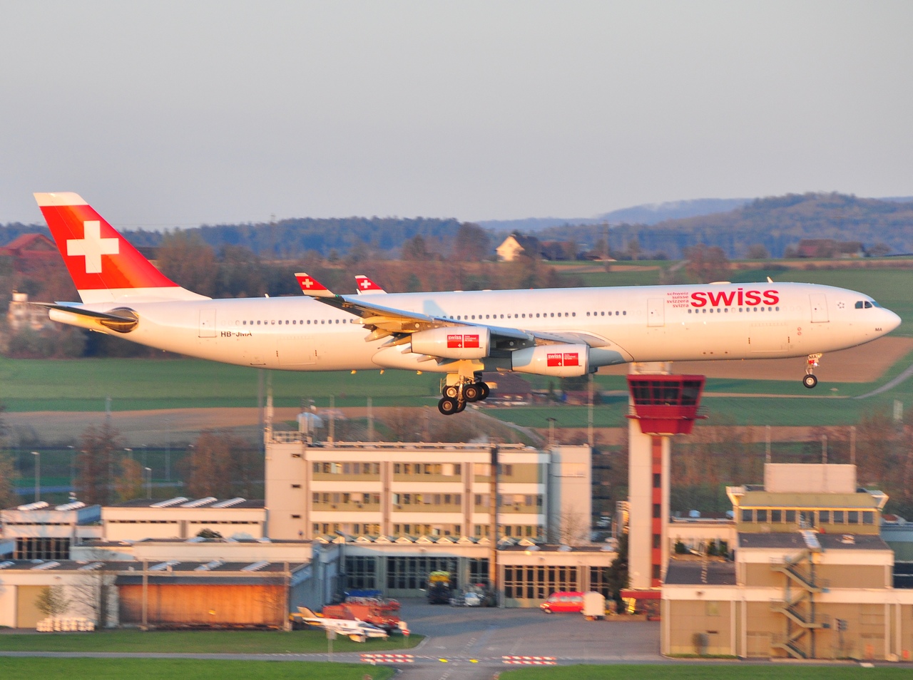 HB-JMA - A340-313 - Swiss - ZRH - 11-04-2010