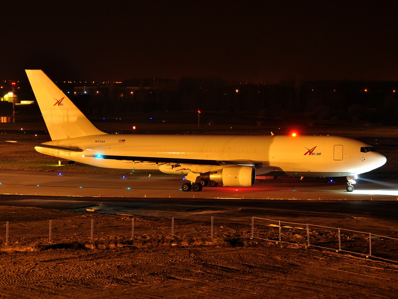 N312AA - 767-223 - ABX Air - LGG - 17-03-2010