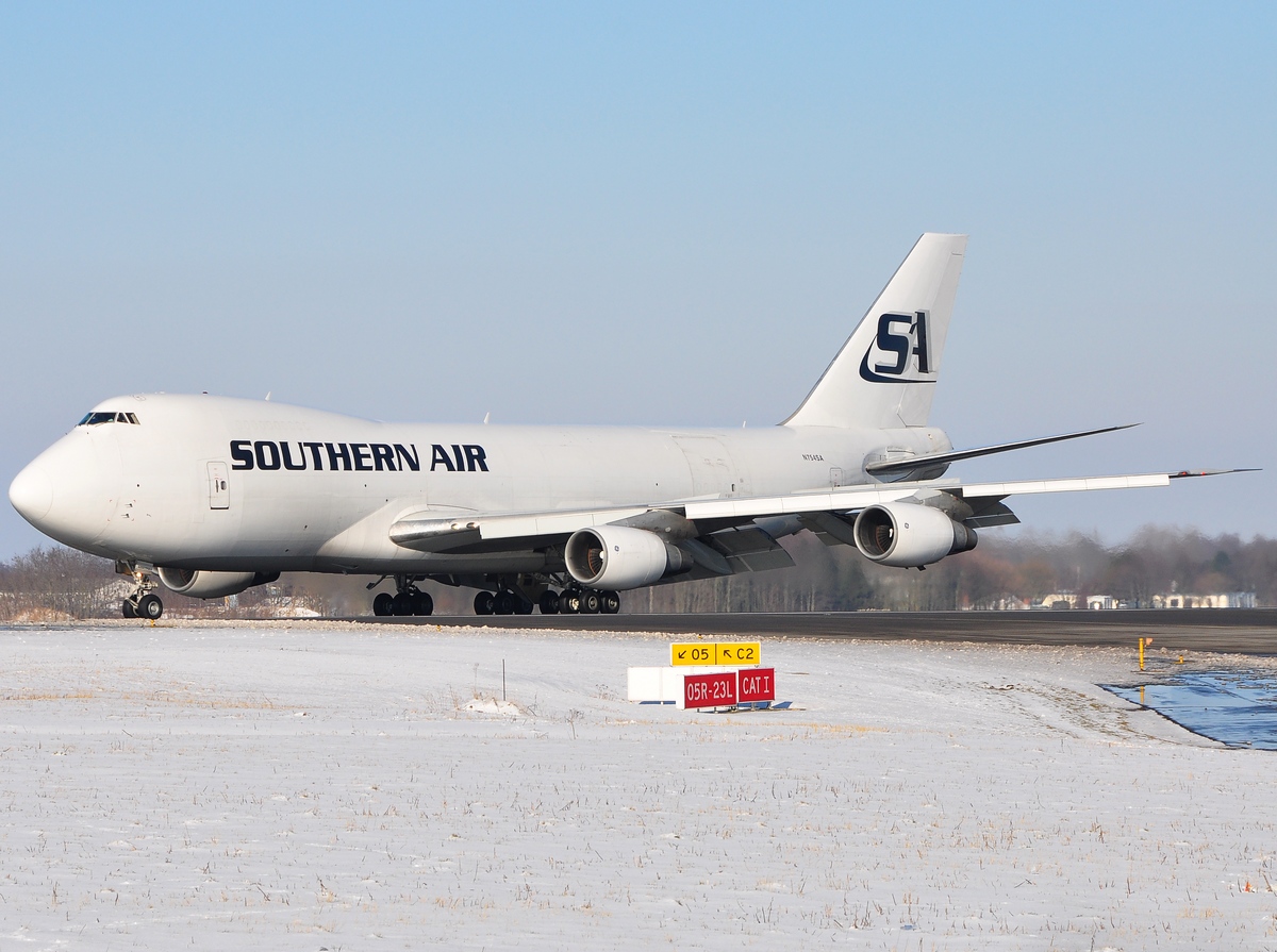 N754SA - 747-228F - Southern Air - LGG - 16-02-2010
