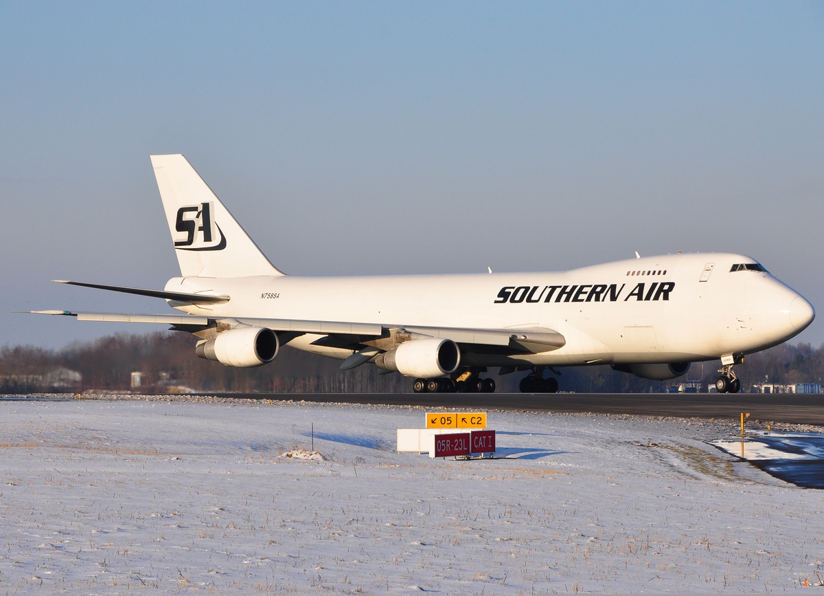 N758SA - 747-281F - Southern Air - LGG - 16-02-2010