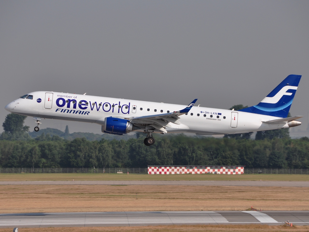OH-LKN - ERJ-190LR (ERJ-190-100 LR) - Finnair - DUS - 10-07-2010