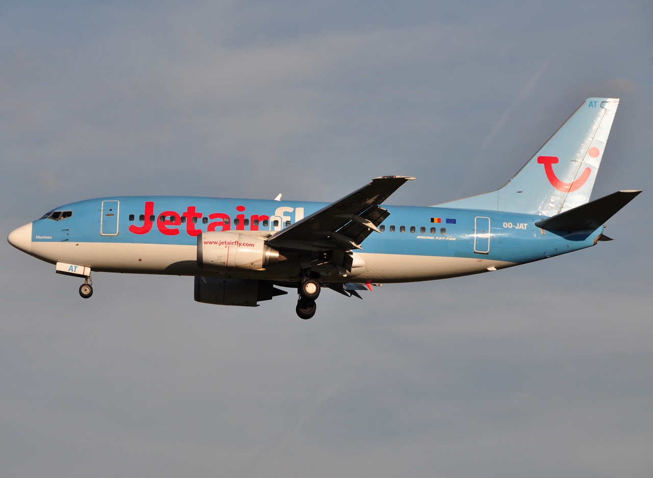 OO-JAT - 737-5K5 - JetairFly - BRU - 04-09-2010