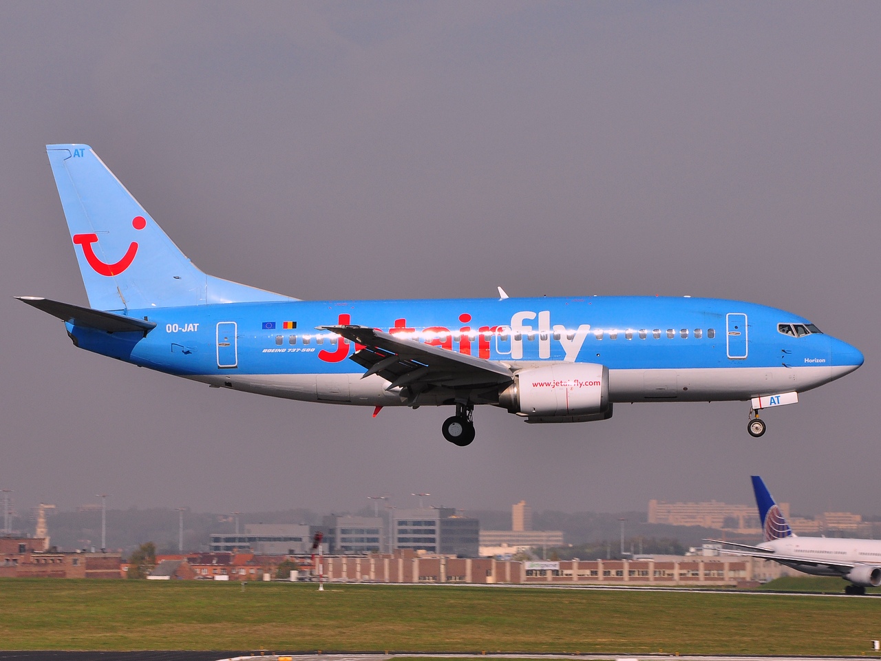 OO-JAT - 737-5K5 - JetairFly - BRU - 23-04-2010