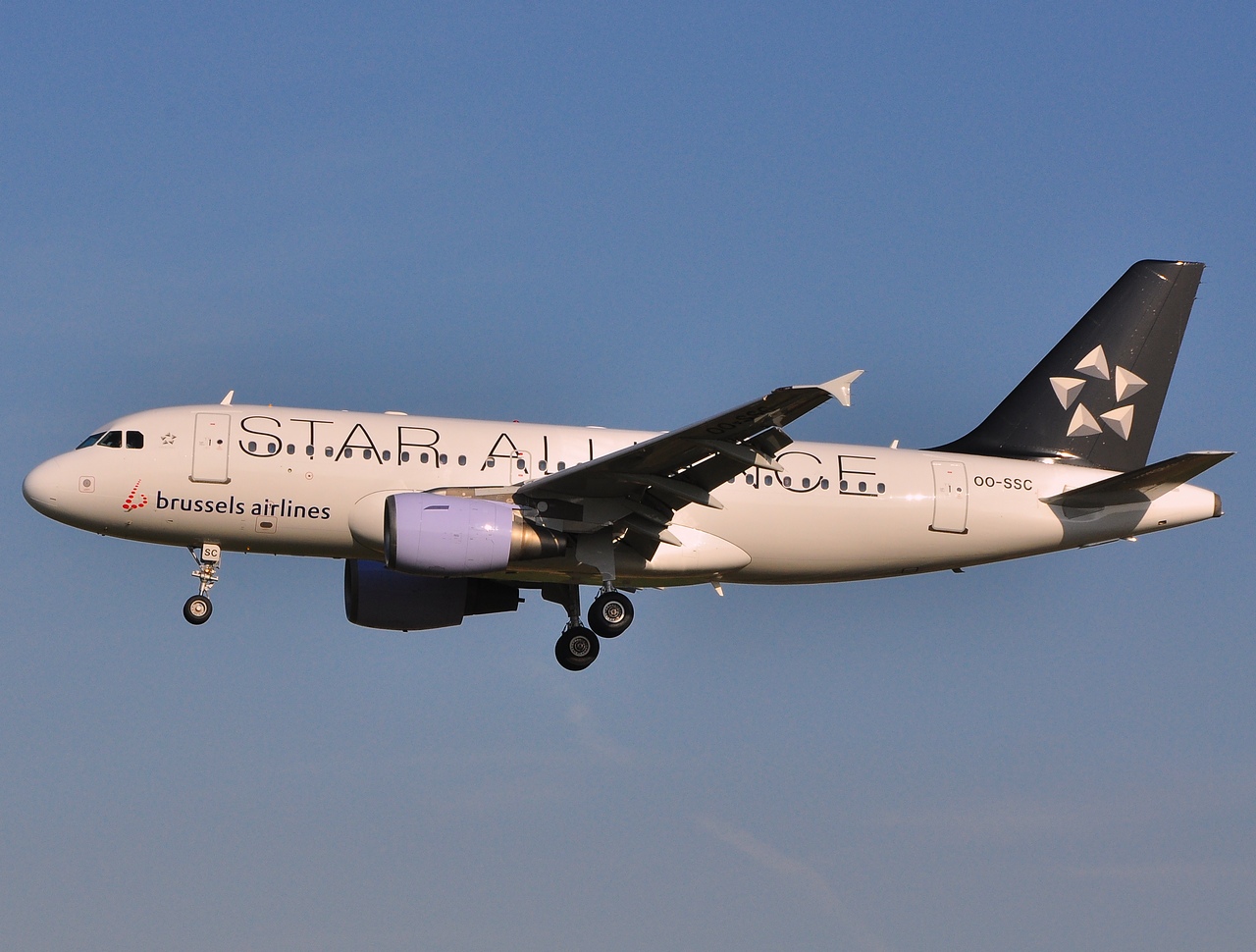 OO-SSC - A319-112 - Brussels Airlines - BRU - 22-04-2010