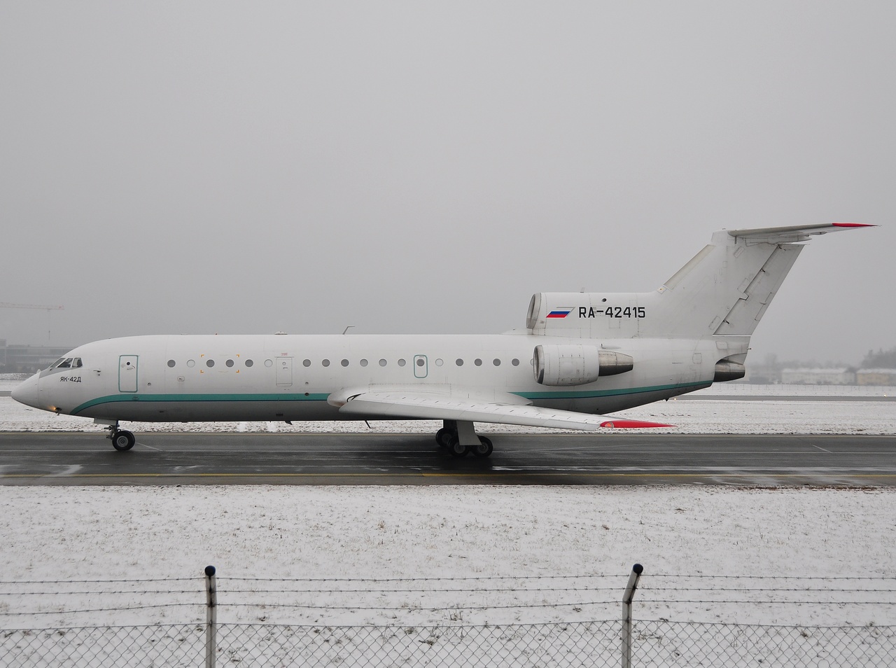 RA-42415 - Yakovlev Yak-42 - S-Air - SZG - 09-01-2010