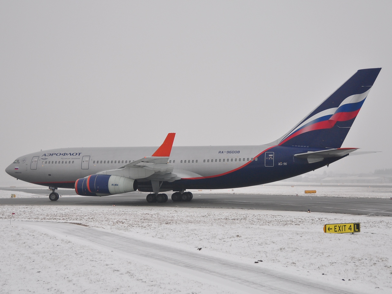 RA-96008 - Ilyushin Il-96-300 - Aeroflot _ Russian Airlines - SZG - 09-01-2010