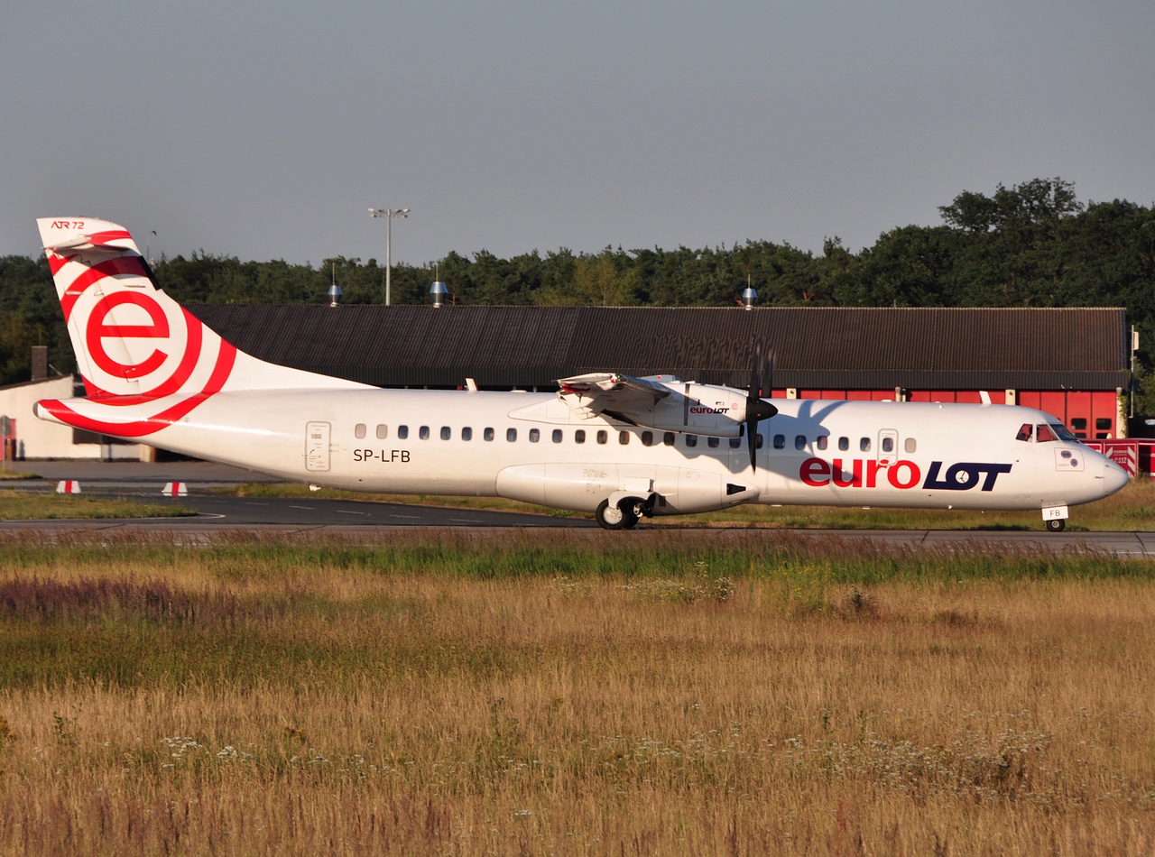 SP-LFB - ATR 72-202 - Eurolot - FRA - 07-07-2010