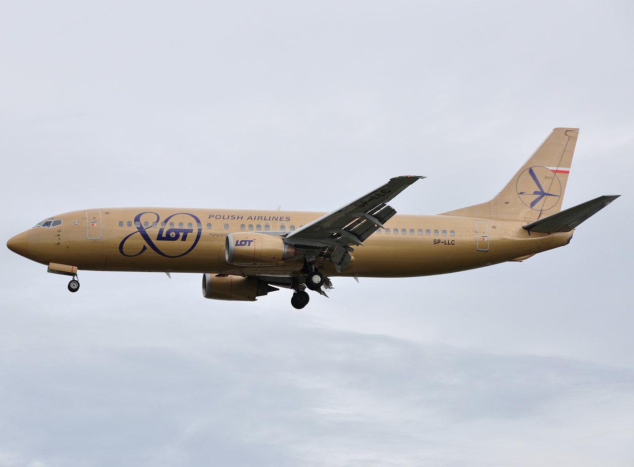 SP-LLC - 737-45D - LOT _ Polish Airlines - LHR - 29-08-2010