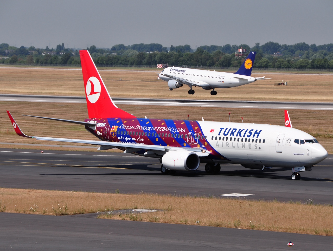 TC-JGY - 737-8F2(WL) - Turkish Airlines - DUS - 10-07-2010