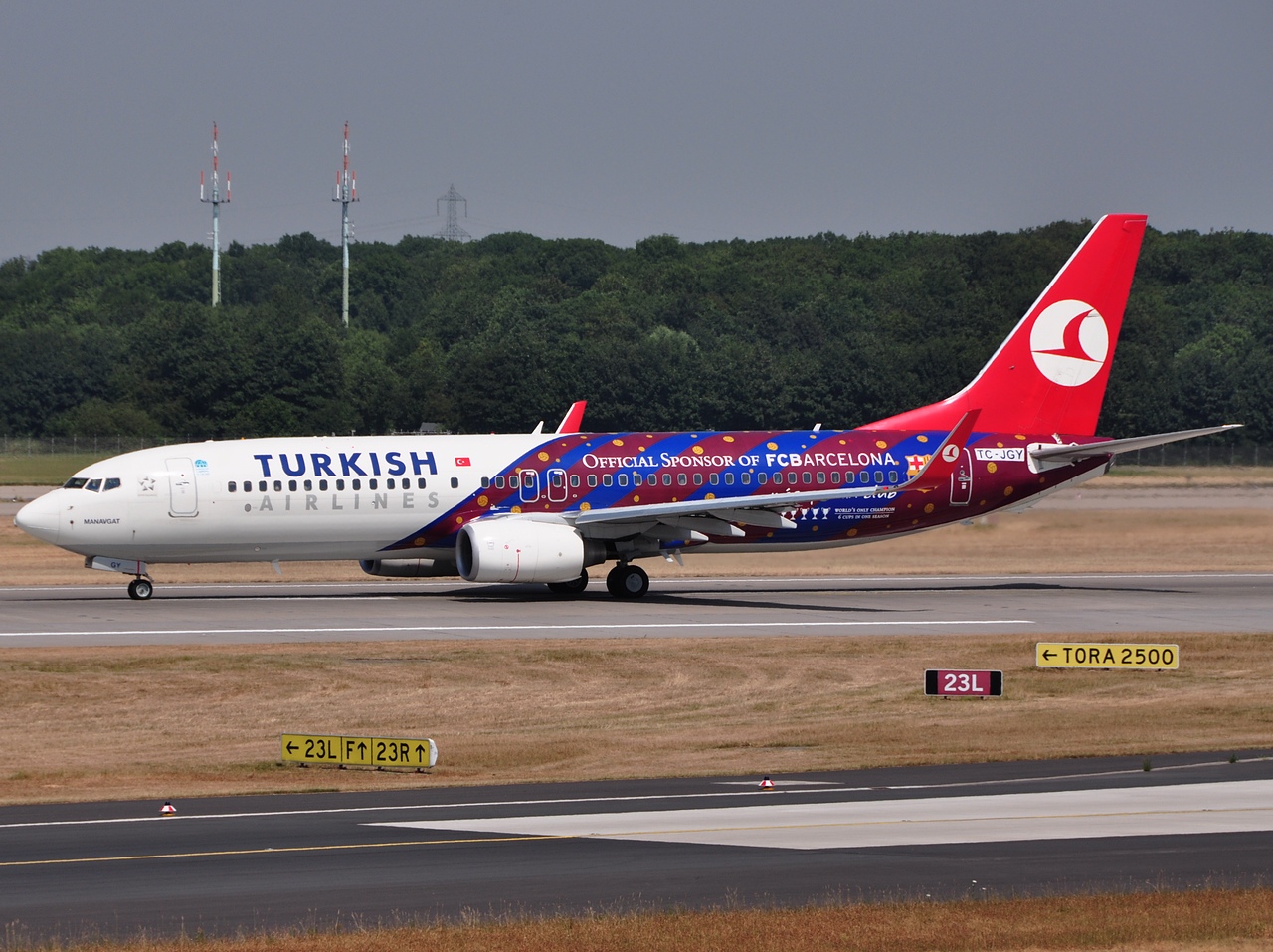 TC-JGY - 737-8F2(WL) - Turkish Airlines - DUS - 10-07-2010b