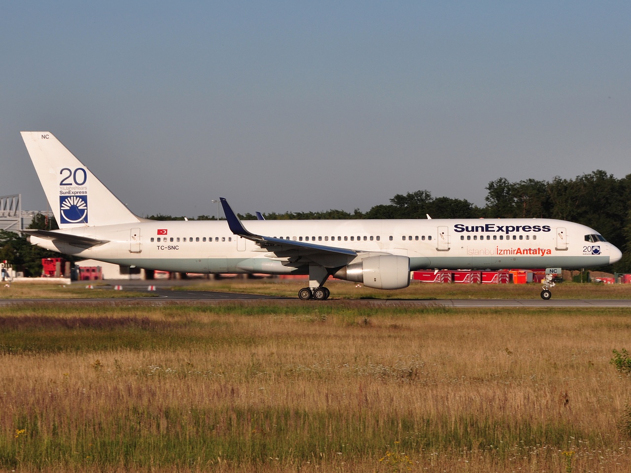 TC-SNC - 757-2Q8(WL) - SunExpress - FRA - 07-07-2010
