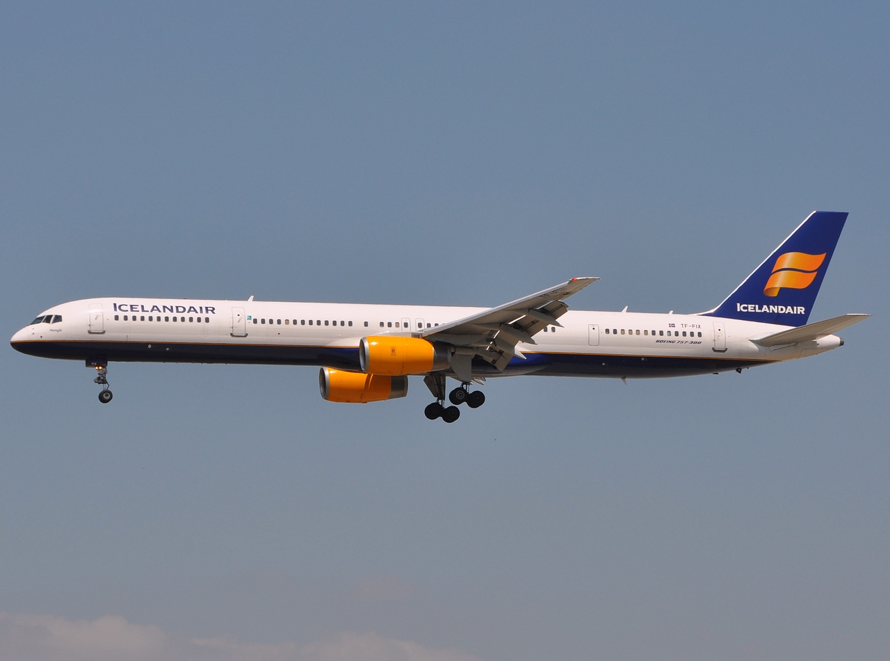 TF-FIX - 757-308 - Icelandair - FRA - 07-07-2010