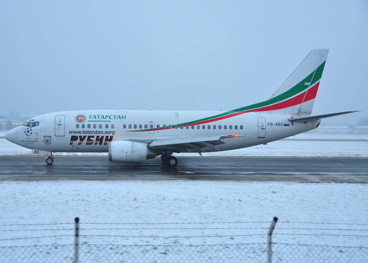 VQ-BBO - 737-548 - Tatarstan Airlines - SZG - 09-01-2010