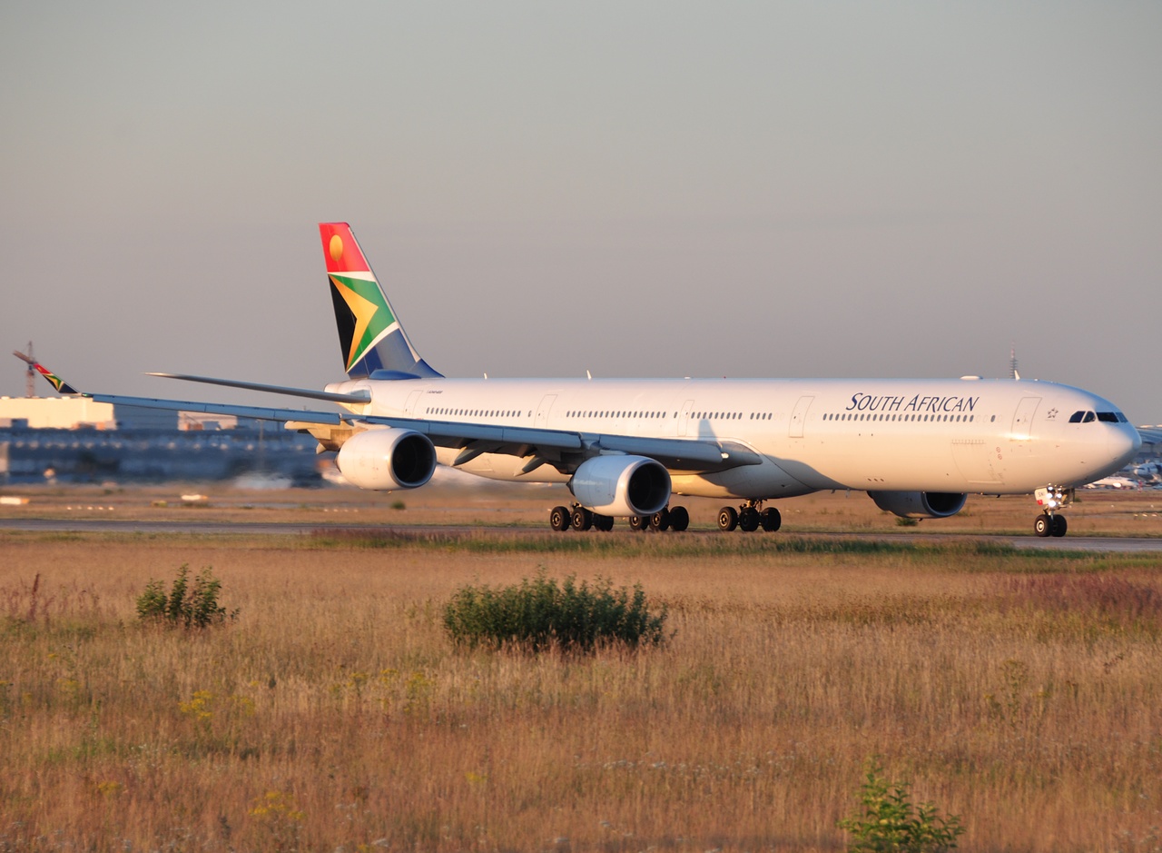 ZS-SNI - A340-642 - South African Airways - FRA - 07-07-2010b