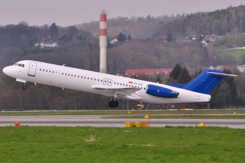 4O-AOL - Fokker 100 - Montenegro Airlines - ZRH - 10-04-2010