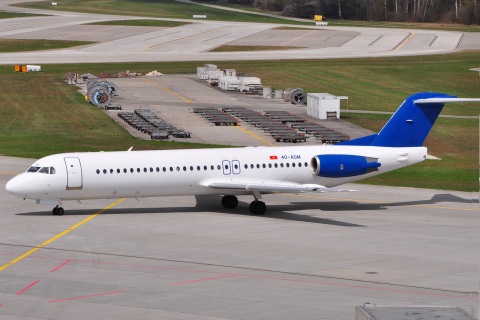 4O-AOM - Fokker 100 - Montenegro Airlines - ZRH - 11-04-2010