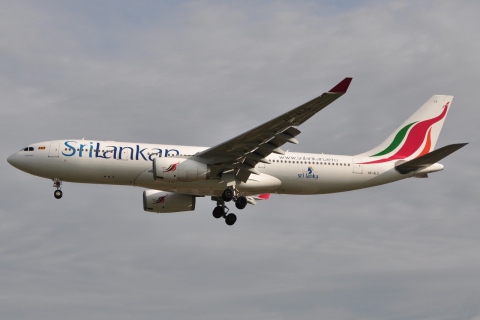 4R-ALG - A330-243 - SriLankan Airlines - LHR - 29-08-2010