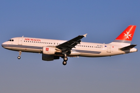 9H-AEQ - A320-214 - Air Malta - BRU - 22-04-2010