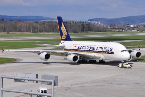 9V-SKD - A380-841 - Singapore Airlines - ZRH - 11-04-2010d