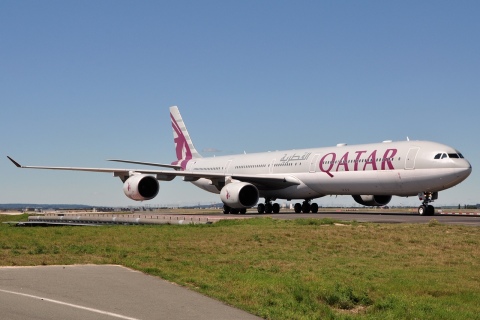 A7-AGB - A340-642 - Qatar Airways - CDG - 21-08-2010