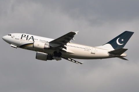 AP-BEB - A310-308 - PIA Pakistan International Airlines - AMS - 03-09-2010