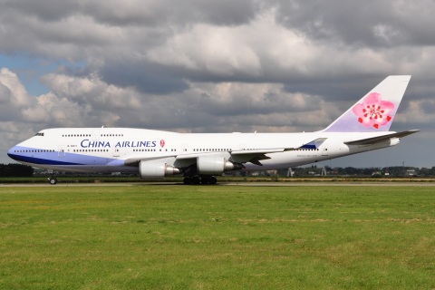 B-18211 - 747-409 - China Airlines - AMS - 03-09-2010