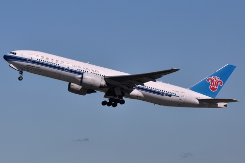 B-2070 - 777-21B(ER) - China Southern Airlines - CDG - 21-08-2010
