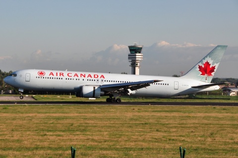 C-FPCA - 767-375(ER) - Air Canada - BRU - 24-08-2010