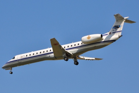 CE-03 - ERJ-145LR - Belgian Air Force - BRU - 22-04-2010