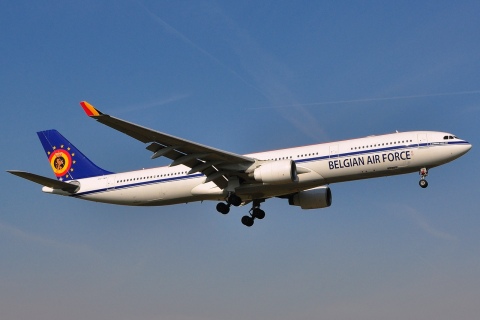 CS-TMT - A330-322 - Belgian Air Force - BRU - 23-04-2010