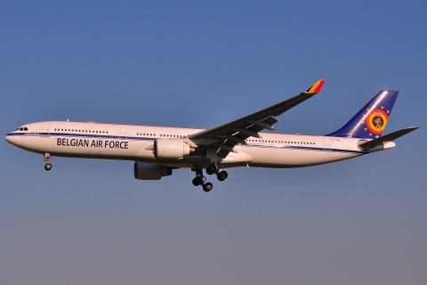 CS-TMT - A330-322 - Belgian Air Force - BRU - 23-04-2010b