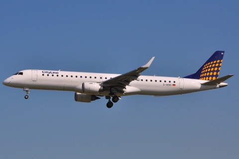 D-AEBC - ERJ-195LR (ERJ-190-200 LR) - Lufthansa Cityline - BRU - 23-04-2010