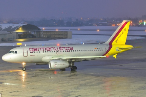 D-AGWG - A319-132 - Germanwings - SZG - 09-01-2010