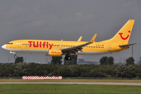 D-AHFV - 737-8K5(WL) - TUIfly - DUS - 11-09-2010