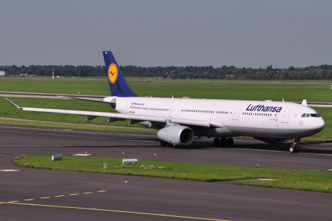 D-AIKC - A330-343 - Lufthansa - DUS - 11-09-2010