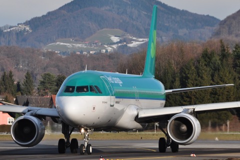 EI-DEH - A320-214 - Aer Lingus - SZG - 08-01-2010