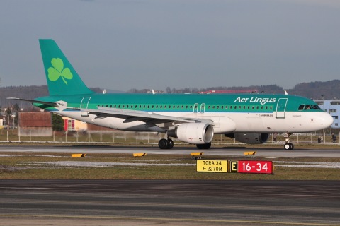 EI-DEH - A320-214 - Aer Lingus - SZG - 08-01-2010b